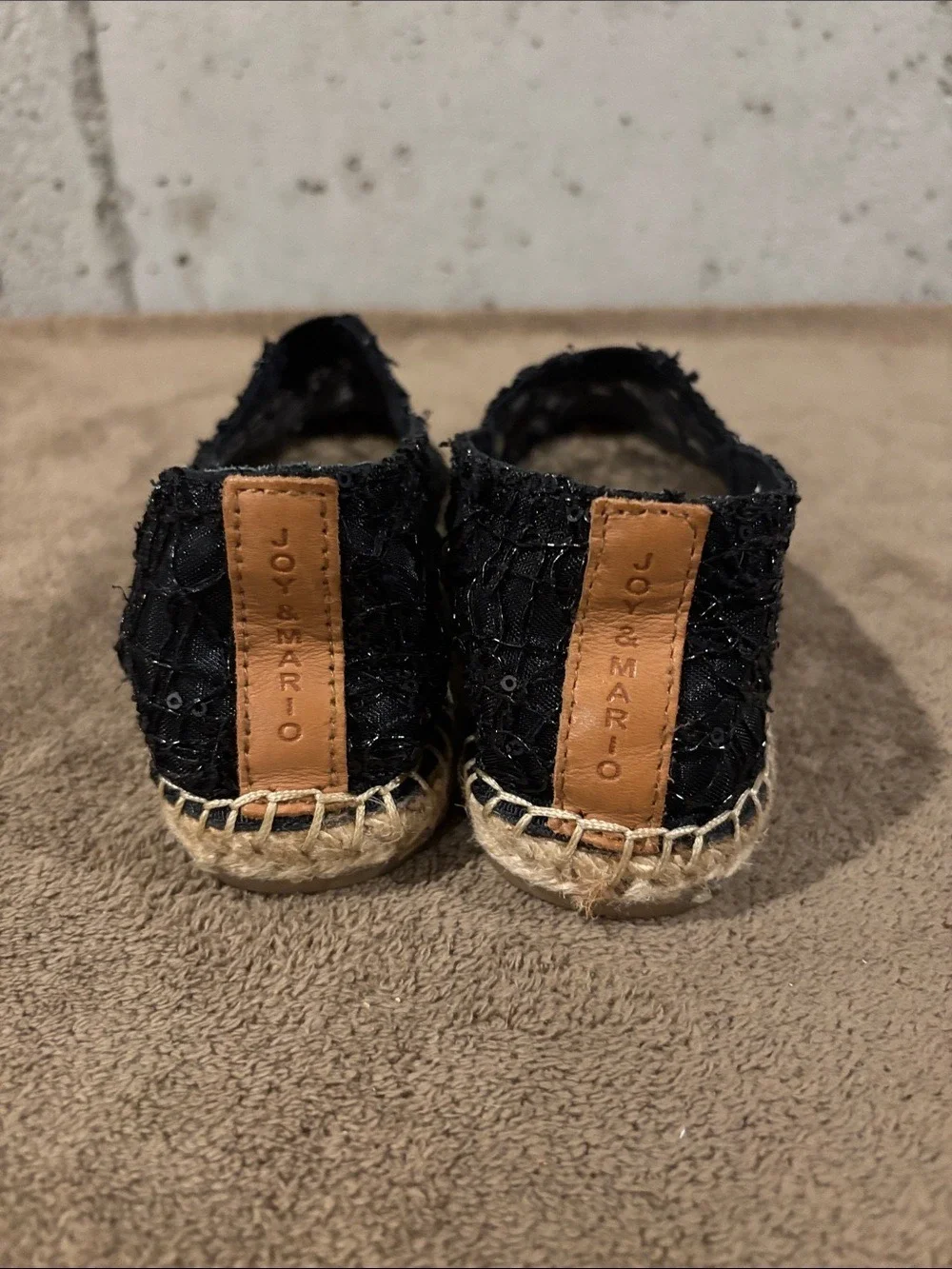 Joy & Mario elegant black